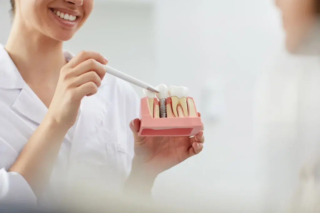 implantes-dentales-pisa-clinica-dental-mairena-del-aljarafe-sevilla