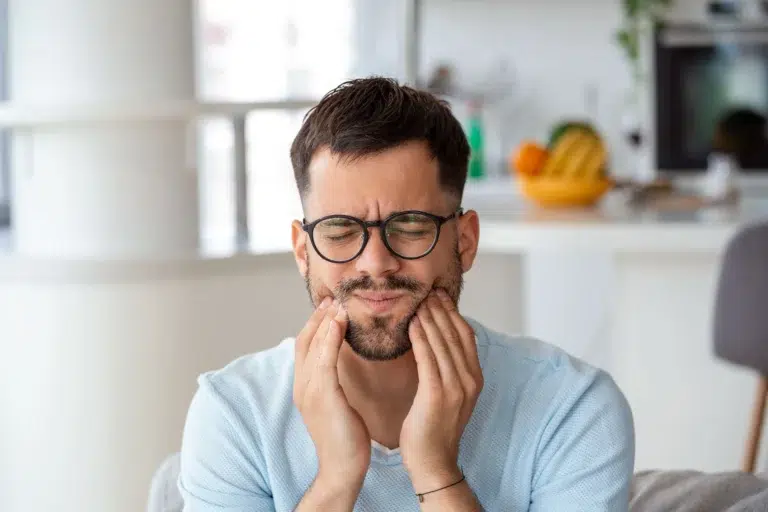 Ortodoncia y bruxismo cómo tratar ambos problemas a la vez en mairena del aljarafe pisa clinica dental